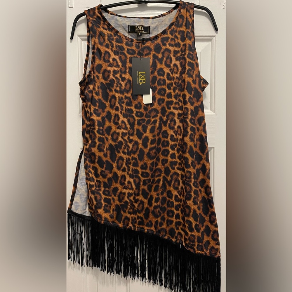 Lucky & Blessed small leopard print top